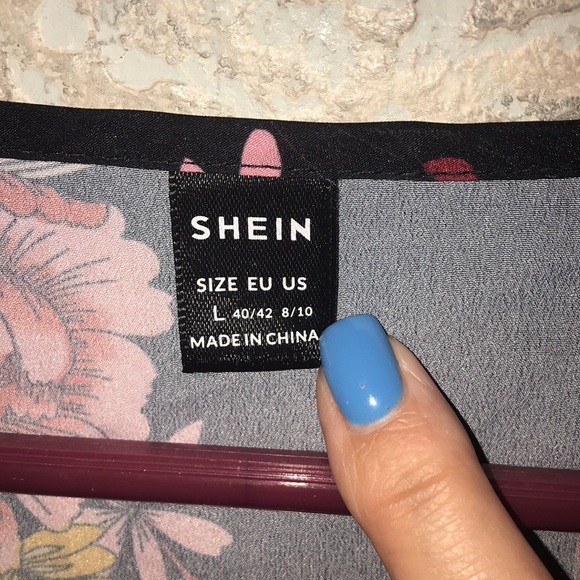 ✅Shein Floral Open V Neck Blouse - Picture 3 of 7